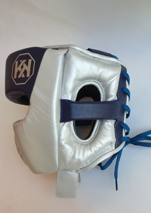 Casque de boxe en cuir