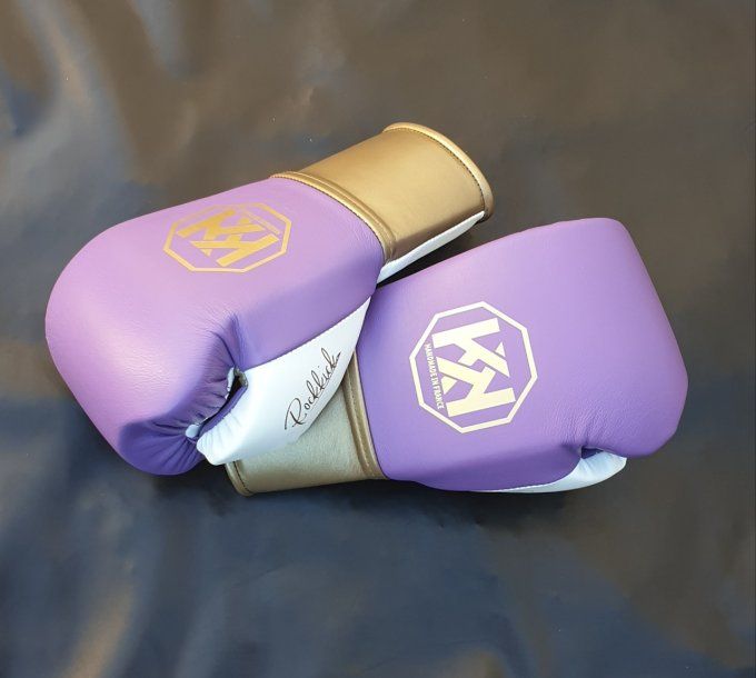 Gants de boxe en cuir. Artisanat français