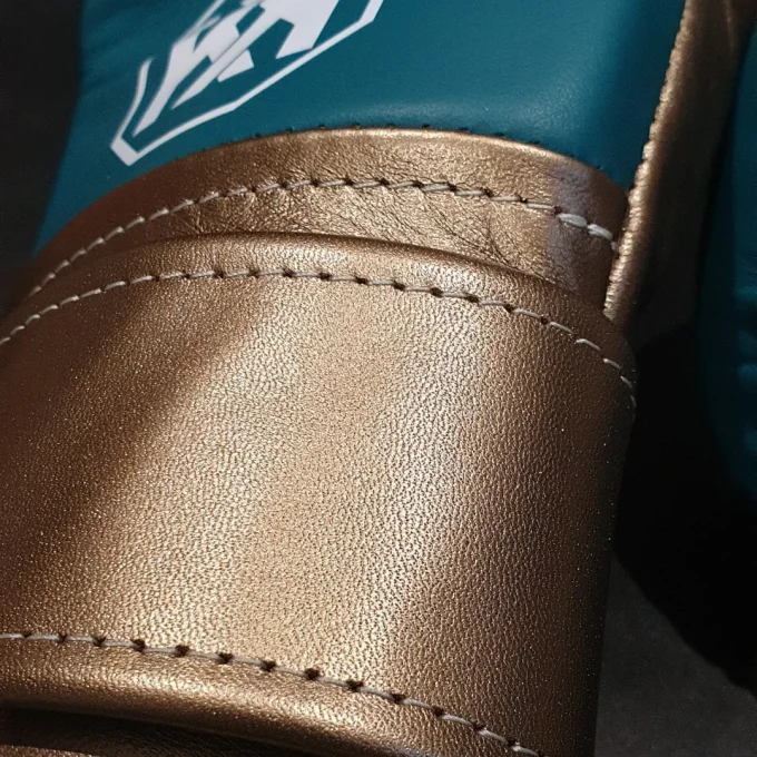 Gants de MMA fabrication Française